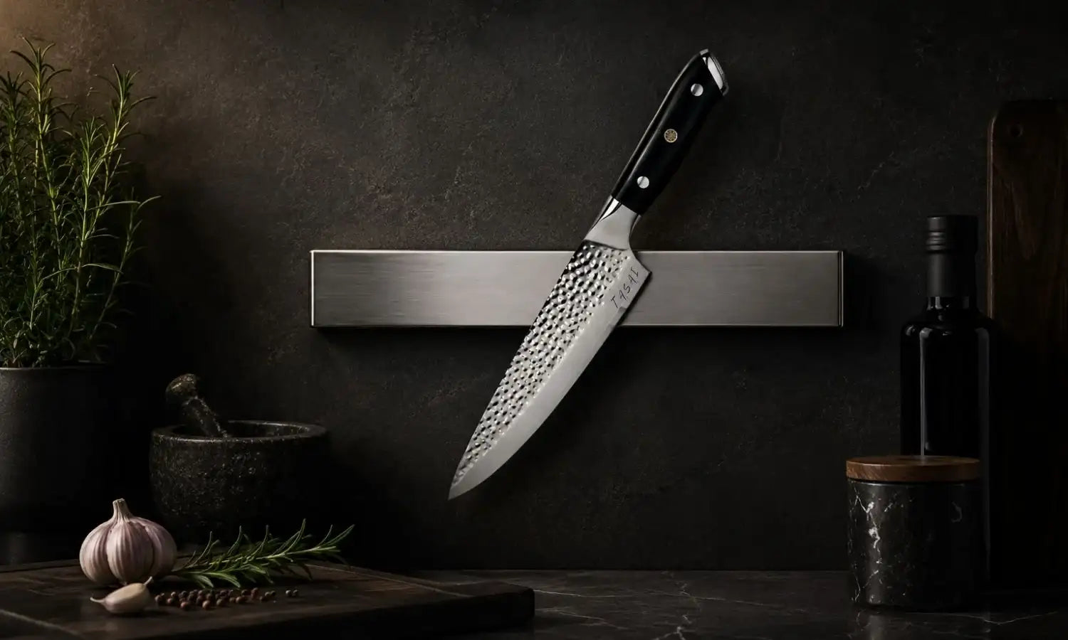 TASAI – Nóż Chef Knife 8” Hammered Damascus Steel