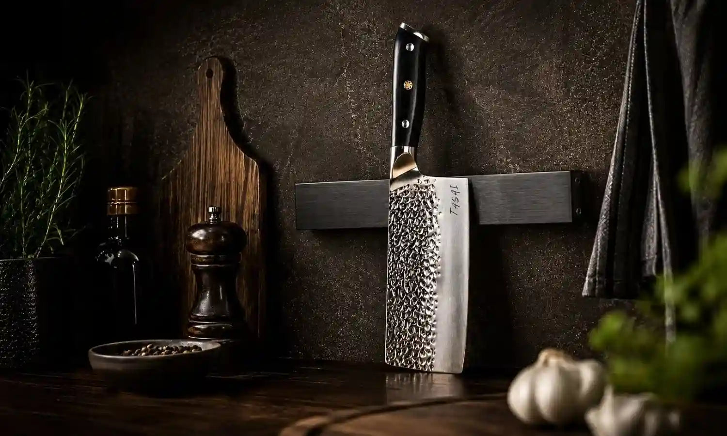 TASAI – Tasak 7” Hammered Cleaver